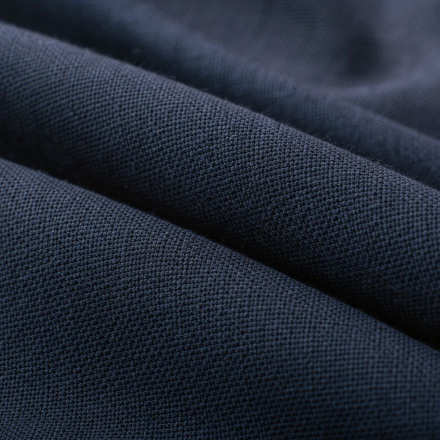 Reda fresco high-twist — fresco cloth macro, cut made to measure by Linea di Biella