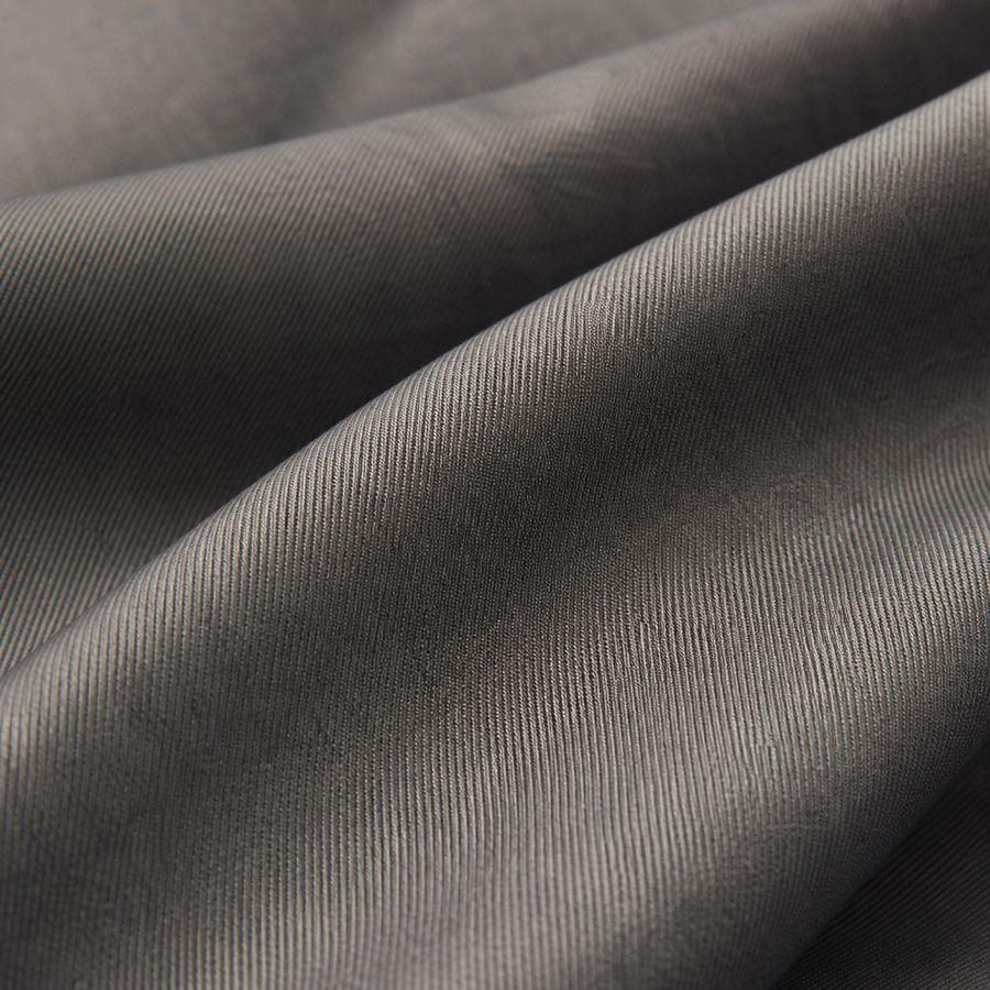 Drago soft-handed wools — worsted cloth macro, cut made to measure by Linea di Biella